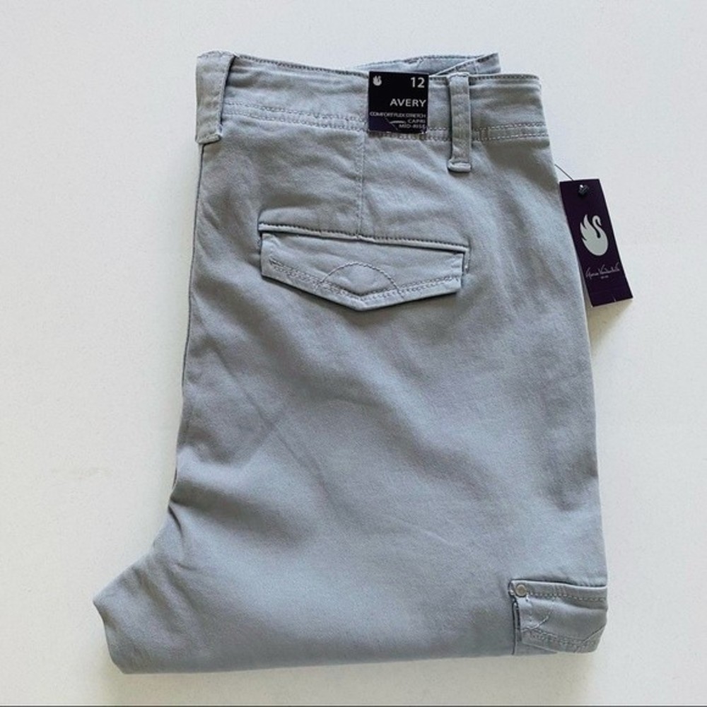 Womens Gray Cargo Capri Pants Size 12 Comfort Stretch - Picture 3 of 15